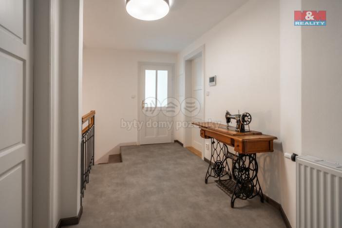 Pronájem rodinného domu, Jindřichův Hradec - Jindřichův Hradec III, U Nemocnice, 120 m2