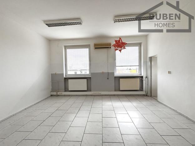 Pronájem skladu, Planá, Zámecká, 710 m2