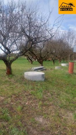 Pronájem zahrady, Olomouc - Slavonín, 310 m2