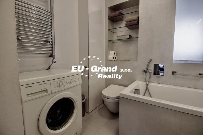 Prodej atypického bytu, Praha - Staré Město, Karoliny Světlé, 143 m2