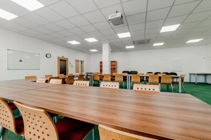 Pronájem kanceláře, Praha - Žižkov, Hartigova, 180 m2