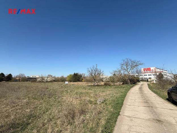 Prodej komerčního pozemku, Mělník, 2978 m2