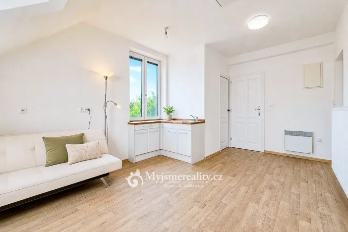Prodej rodinného domu, Znojmo, Otokara Březiny, 215 m2