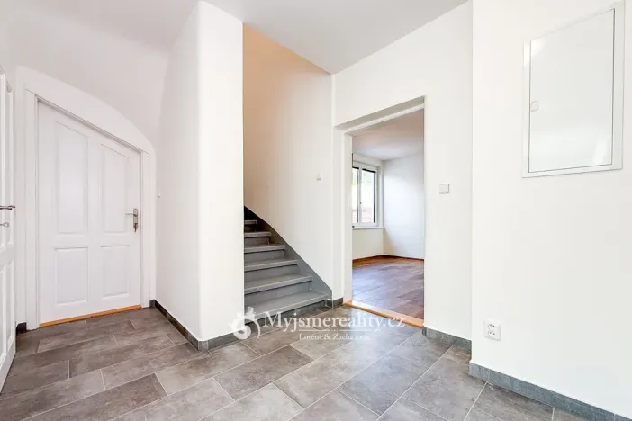 Prodej rodinného domu, Znojmo, Otokara Březiny, 215 m2