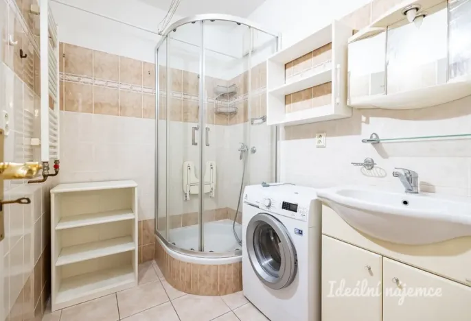 Pronájem bytu 2+kk, Praha - Troja, Hnězdenská, 42 m2