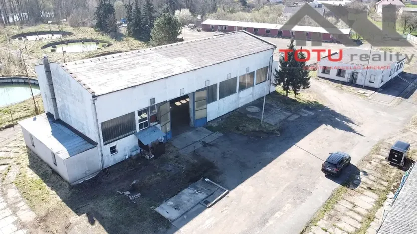 Pronájem výrobních prostor, Černožice, K čáslavkám, 3010 m2
