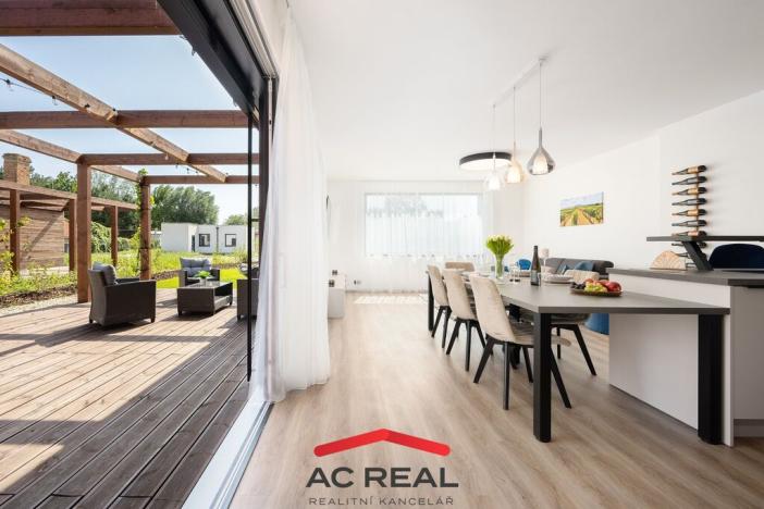 Prodej rodinného domu, Strachotín, Šakvická, 91 m2