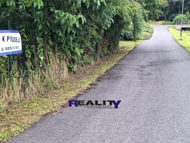 Prodej pozemku pro bydlení, Vroutek, 1146 m2