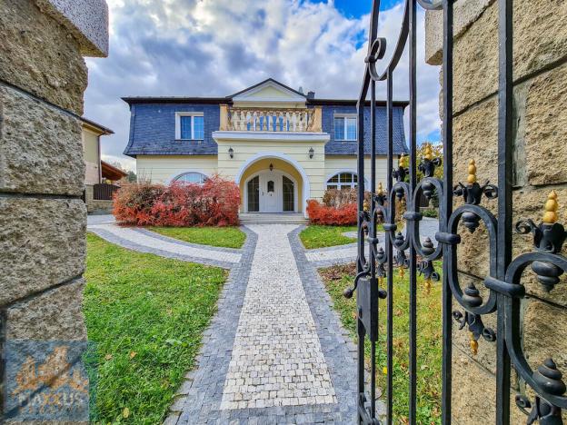 Pronájem rodinného domu, Praha - Nebušice, Ke strži, 360 m2