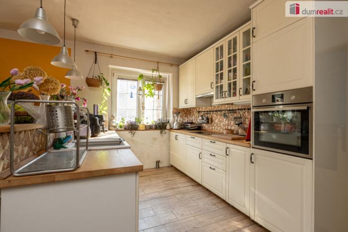 Prodej rodinného domu, Loucká, 220 m2