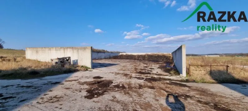 Prodej zemědělského objektu, Dlouhý Újezd, 10000 m2