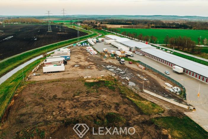 Prodej komerčního pozemku, Měnín, 5400 m2