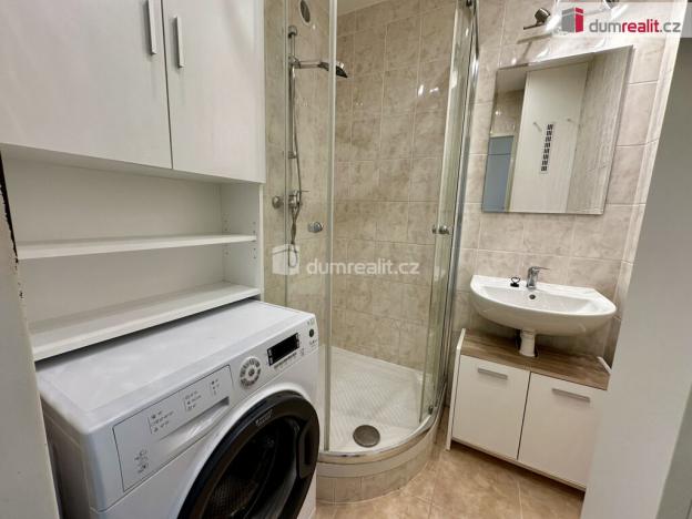 Pronájem bytu 2+1, Zlín, M. Knesla, 54 m2