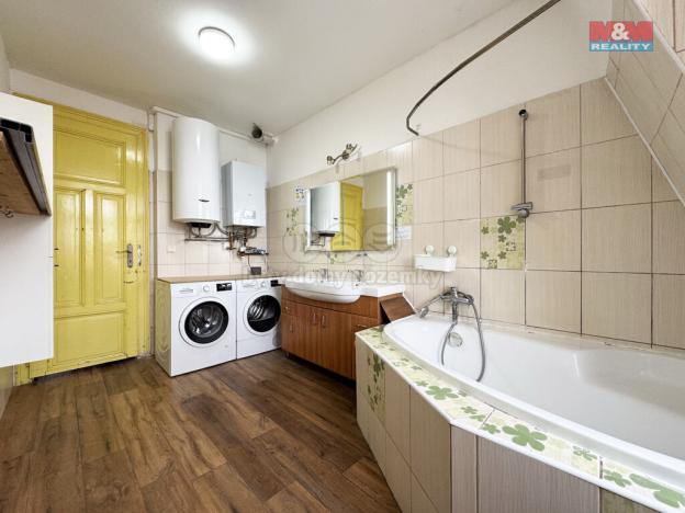 Prodej bytu 4+1, Karlovy Vary, Varšavská, 104 m2