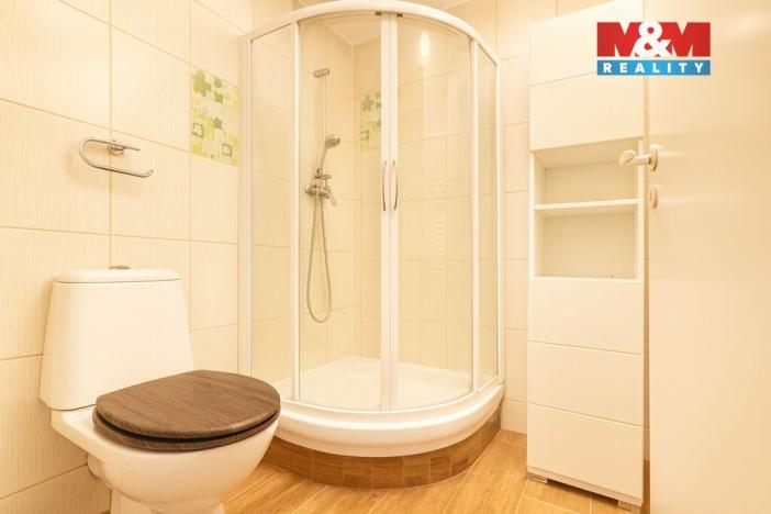 Prodej bytu 4+1, Karlovy Vary, Varšavská, 124 m2