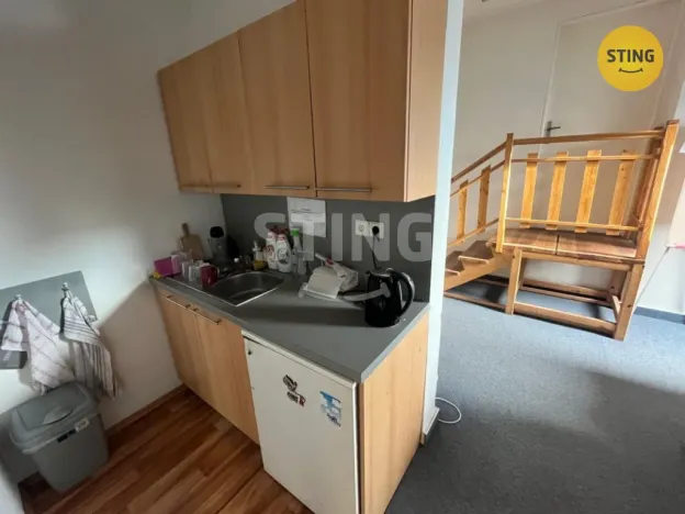 Pronájem kanceláře, Ostrava, Nemocniční, 280 m2