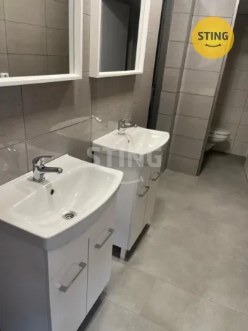 Pronájem kanceláře, Ostrava, Nemocniční, 280 m2