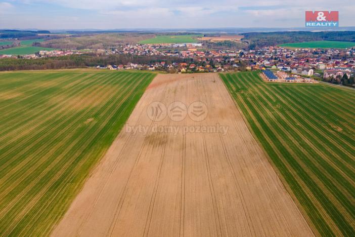 Prodej pole, Tlučná, 5722 m2