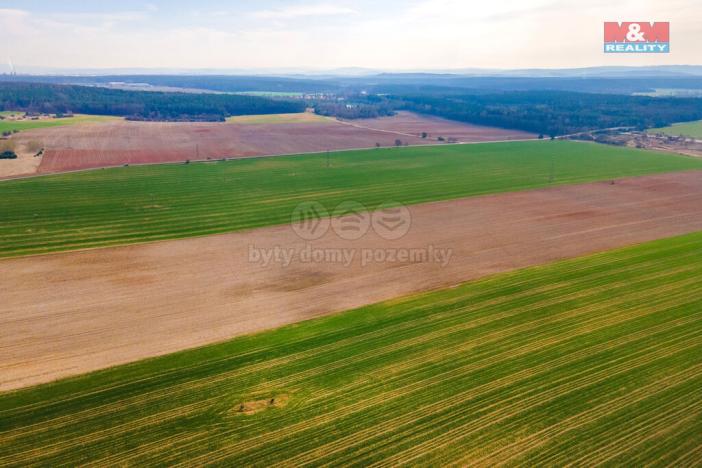 Prodej pole, Tlučná, 5722 m2