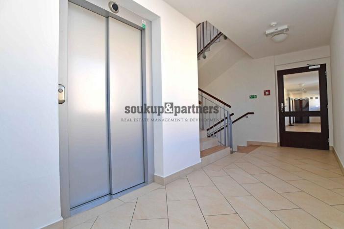 Prodej bytu 2+kk, Praha - Horní Měcholupy, Hornoměcholupská, 62 m2