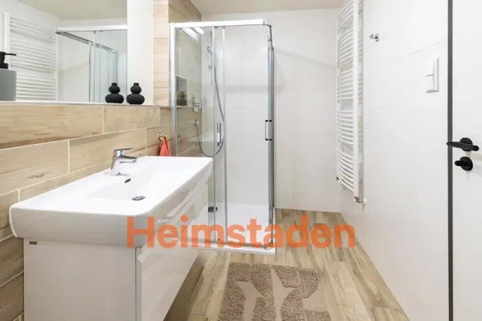 Pronájem bytu 3+kk, Praha - Holešovice, Vrbenského, 92 m2