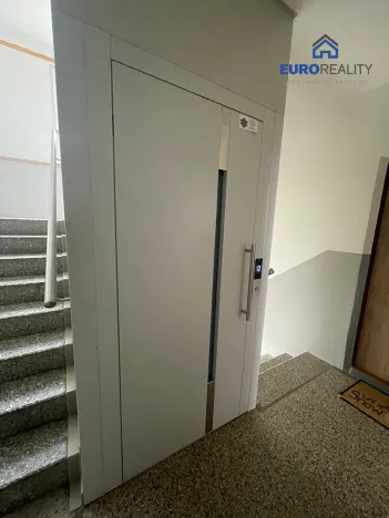 Prodej bytu 3+1, Tachov, Želivského, 71 m2