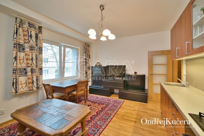 Prodej bytu 2+kk, Praha - Žižkov, Biskupcova, 45 m2