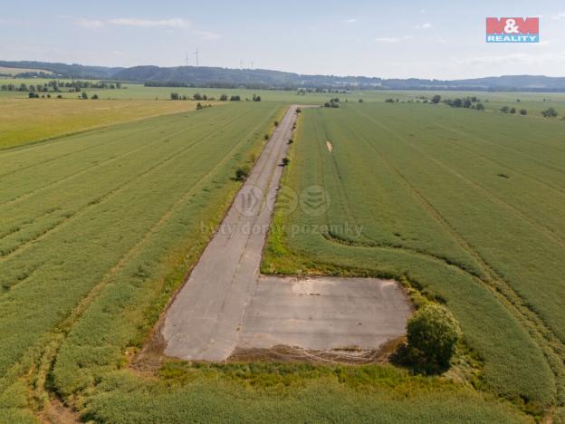 Prodej pole, Milhostov, 11963 m2