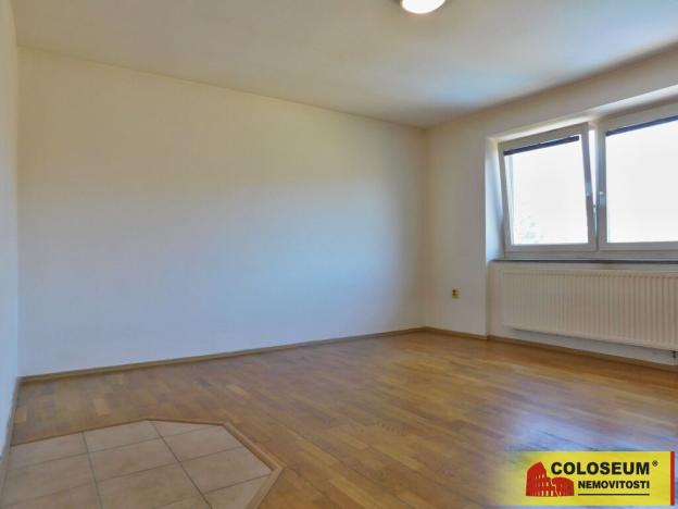 Prodej bytu 2+1, Hustopeče, 56 m2