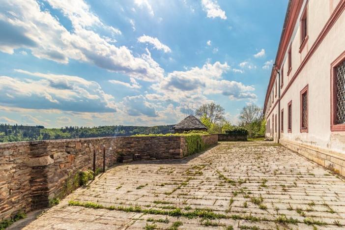 Prodej komerčního pozemku, Manětín - Rabštejn nad Střelou, 7700 m2