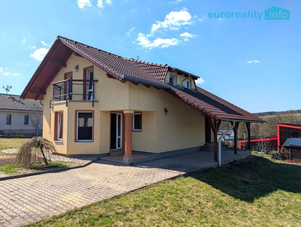 Prodej rodinného domu, Litohlavy, 185 m2