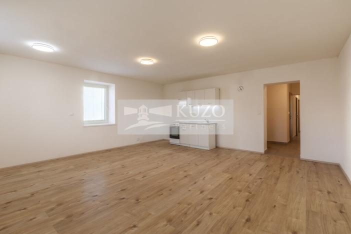 Prodej bytu 3+kk, Líšťany - Hunčice, Hunčice, 73 m2