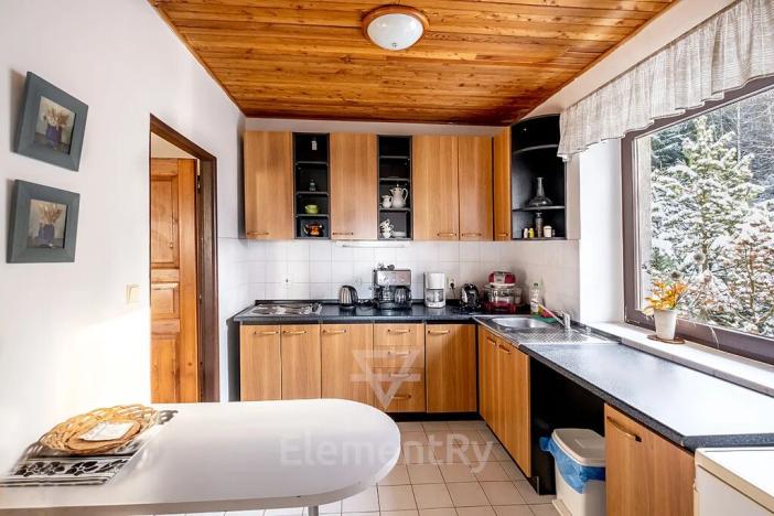 Prodej vily, Harrachov, 239 m2