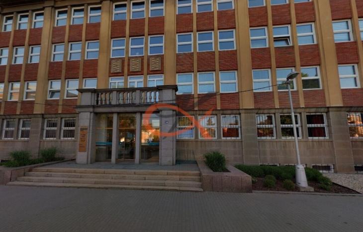 Pronájem kanceláře, Rožnov pod Radhoštěm, 1. máje, 124 m2