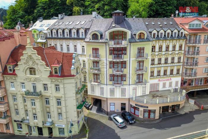 Prodej bytu 5+1, Karlovy Vary, Zámecký vrch, 365 m2