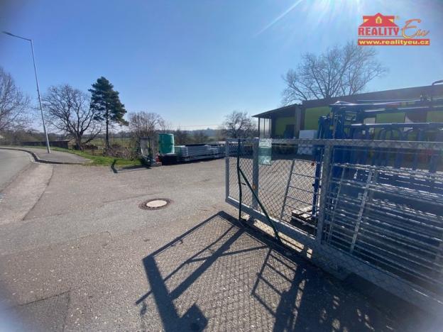 Prodej obchodního prostoru, Jaroměř - Jezbiny, Hradecká, 1437 m2