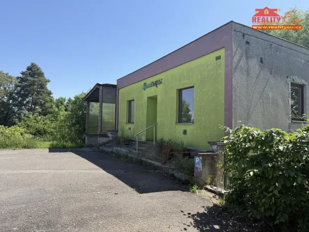 Prodej obchodního prostoru, Jaroměř - Jezbiny, Hradecká, 1437 m2