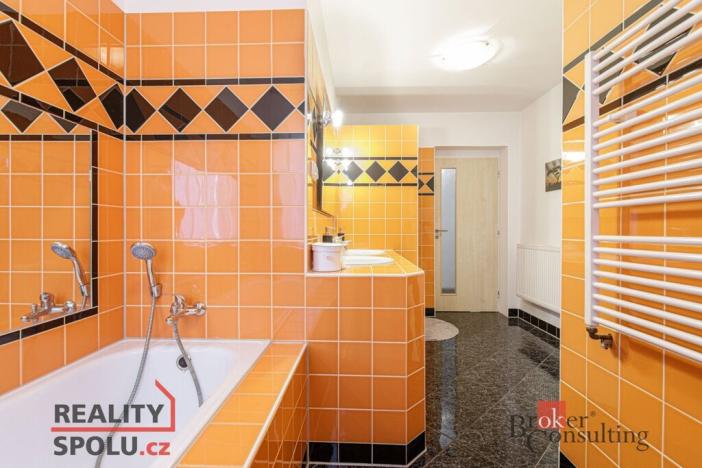 Prodej rodinného domu, Valašské Meziříčí, Vsetínská, 209 m2