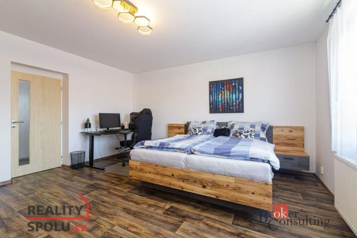 Prodej rodinného domu, Valašské Meziříčí, Vsetínská, 209 m2