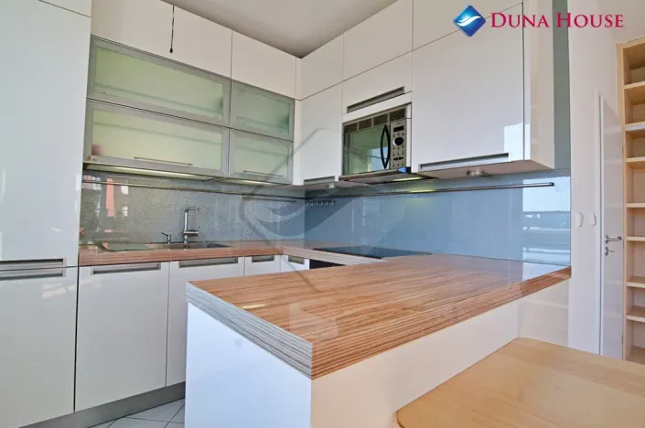 Pronájem bytu 2+kk, Praha - Záběhlice, Mattioliho, 64 m2