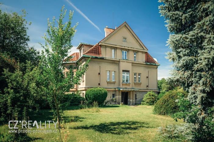 Prodej podílu vily, Praha - Klánovice, Ke znaku, 300 m2