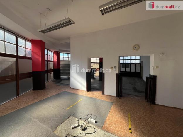 Pronájem obchodního prostoru, Kutná Hora - Kutná Hora-Vnitřní Město, Sokolská, 196 m2