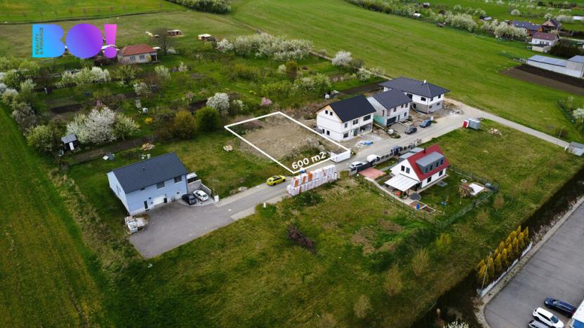 Prodej pozemku pro bydlení, Hluk, 600 m2