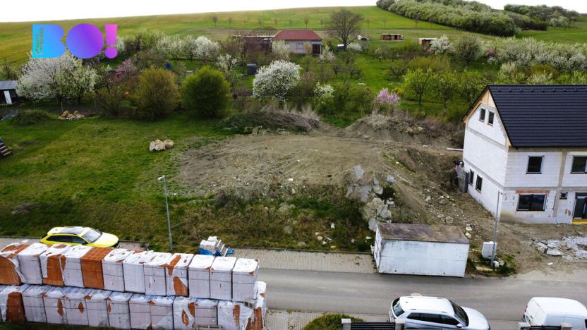 Prodej pozemku pro bydlení, Hluk, 600 m2