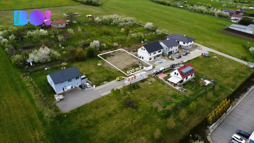 Prodej pozemku pro bydlení, Hluk, 600 m2