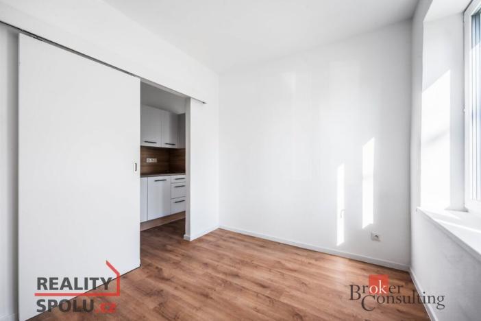 Pronájem bytu 2+kk, Ostrava - Mariánské Hory, Cottonové, 37 m2