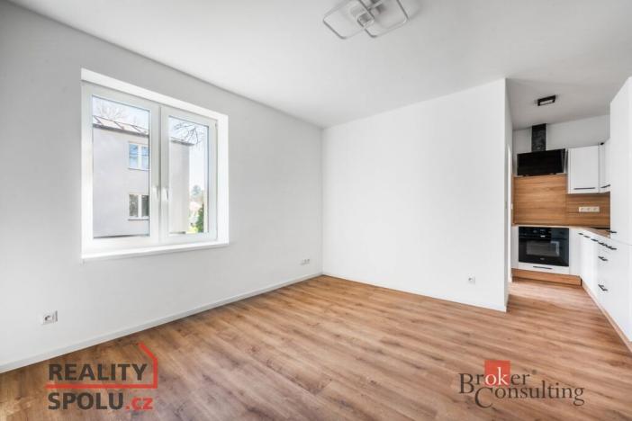 Pronájem bytu 2+kk, Ostrava - Mariánské Hory, Cottonové, 37 m2