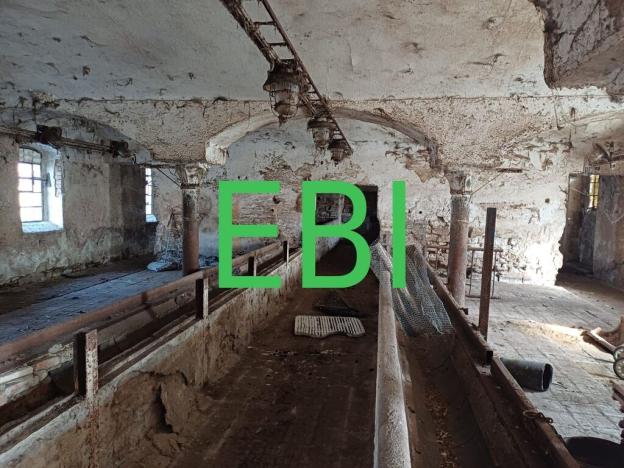 Pronájem skladu, Straškov-Vodochody, 10261 m2