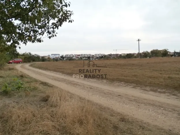 Pronájem zahrady, Znojmo, Leska Horní, 693 m2