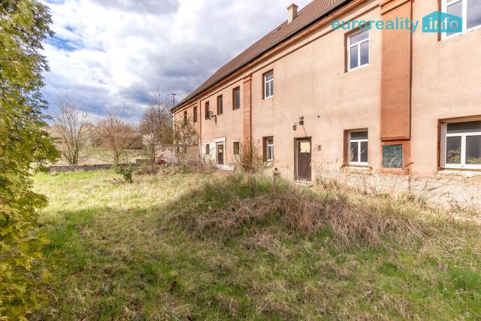 Prodej zemědělského objektu, Jestřebí - Pavlovice, 365 m2